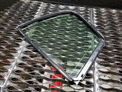 2014 2015 Infiniti Q40 Rear Right Passenger Side Door Vent Glass OEM 34k