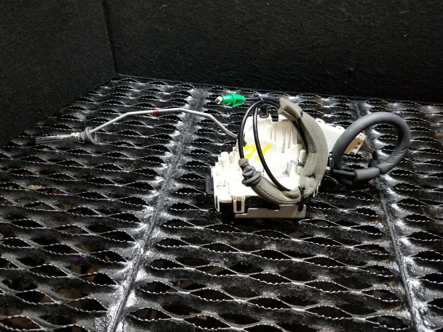 12 13 14 15 16 Dodge Journey Front Right Passenger Door Lock Actuator OEM 54k