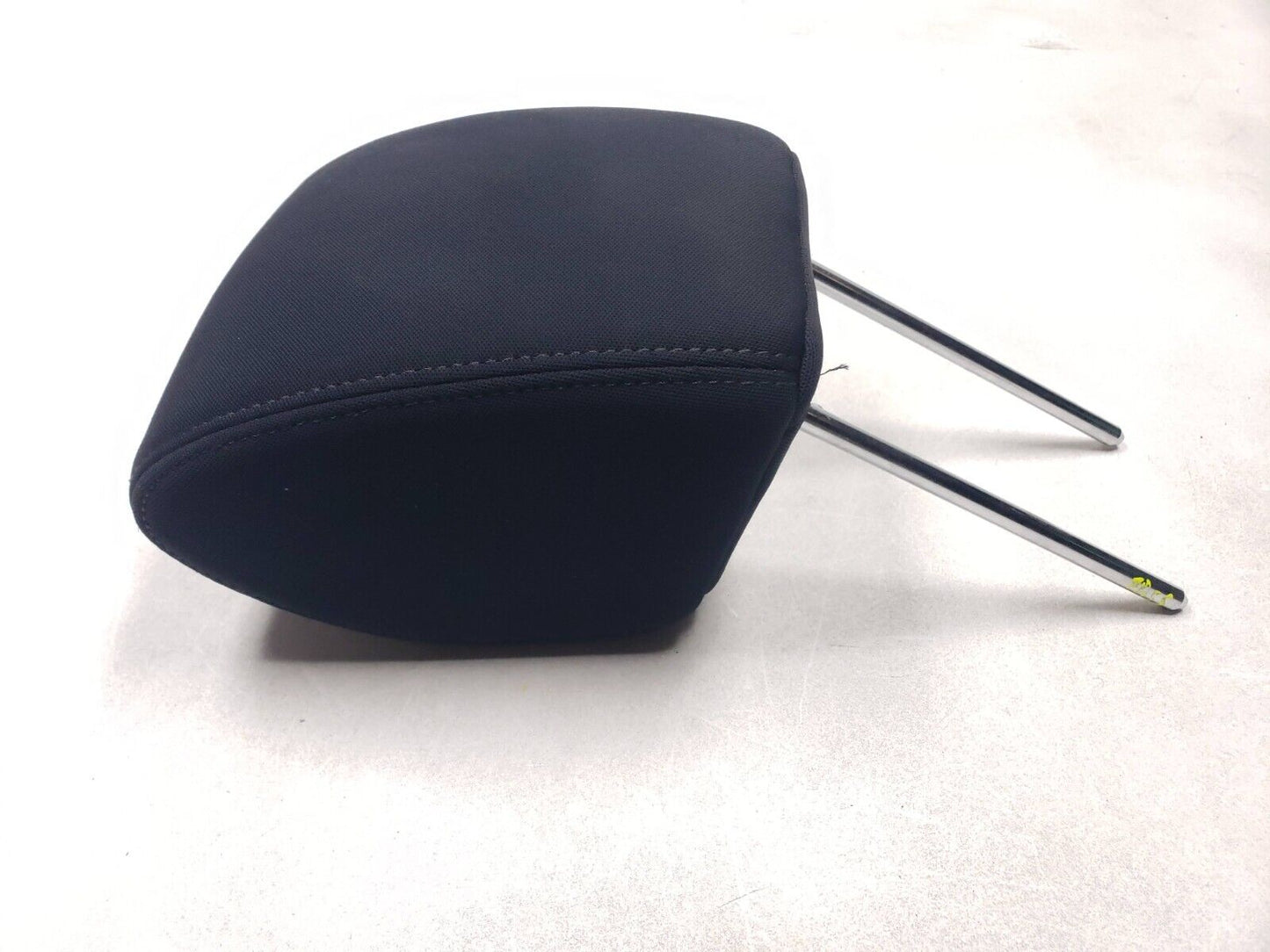 2013-2016 Genesis Coupe Front Seat Headrest Passenger Right OEM