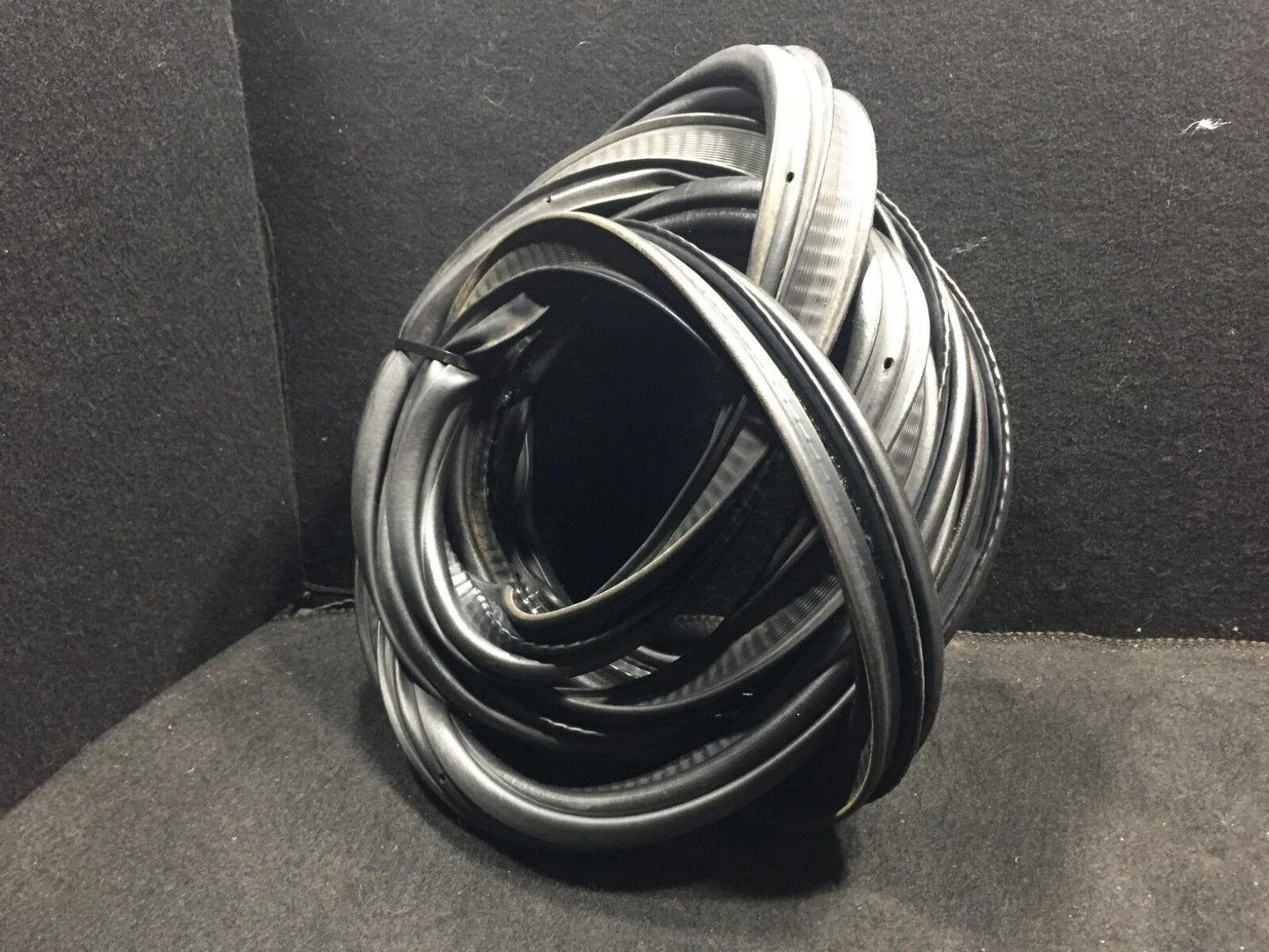 10 11 12 13 Chevrolet Equinox Rear Trunk Weater Stirp Seal OEM