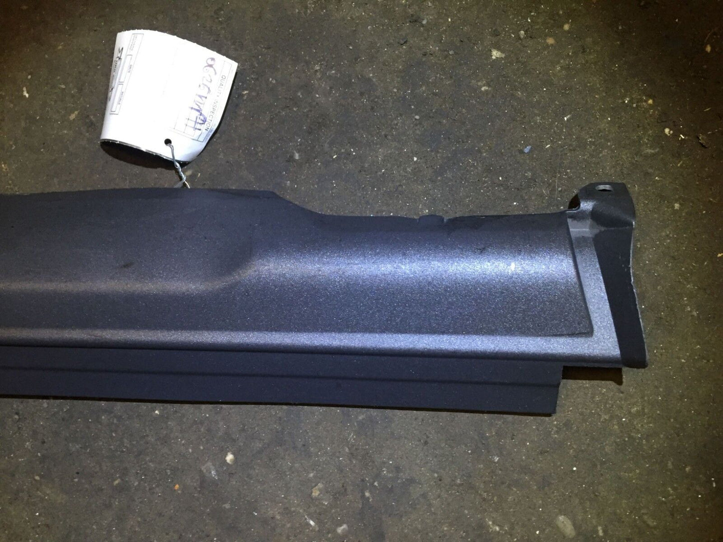 01 02 03 04 05 06 Acura MDX Left Driver Side Rocker Panel Skirt Molding OEM