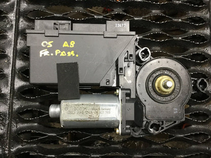 03 04 05 06 07 Audi A8 Front Right Passenger Door Window Motor OEM