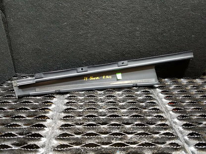 14 15 16 17 Jeep Cherokee Rear Door Window B Pillar Molding Pass Side Right OEM
