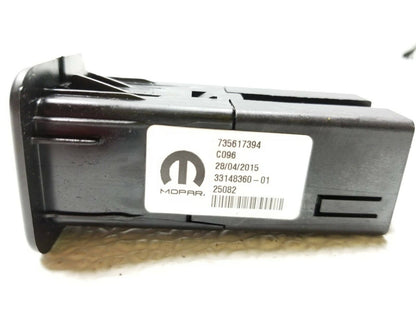 15 16 17 Jeep Renegade Usb Charging Port 735617394 OEM