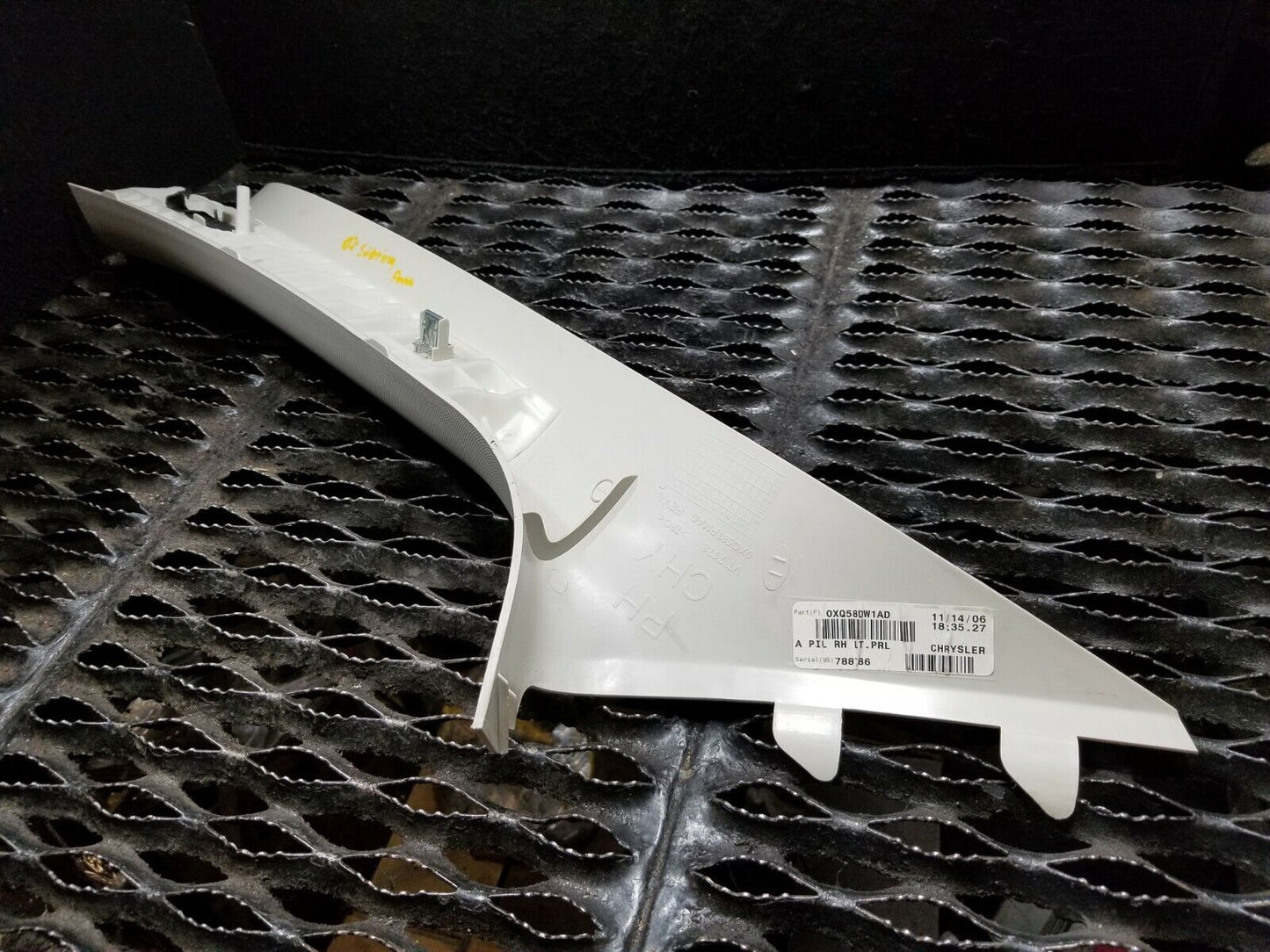 07 08 09 10 Chrysler Sebring Windshield A Pillar Trim Passenger Side OEM