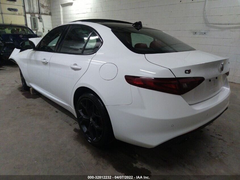 17 18 19 Alfa Romeo Giulia Sunroof Sun Roof Rear Glass OEM 21k Miles
