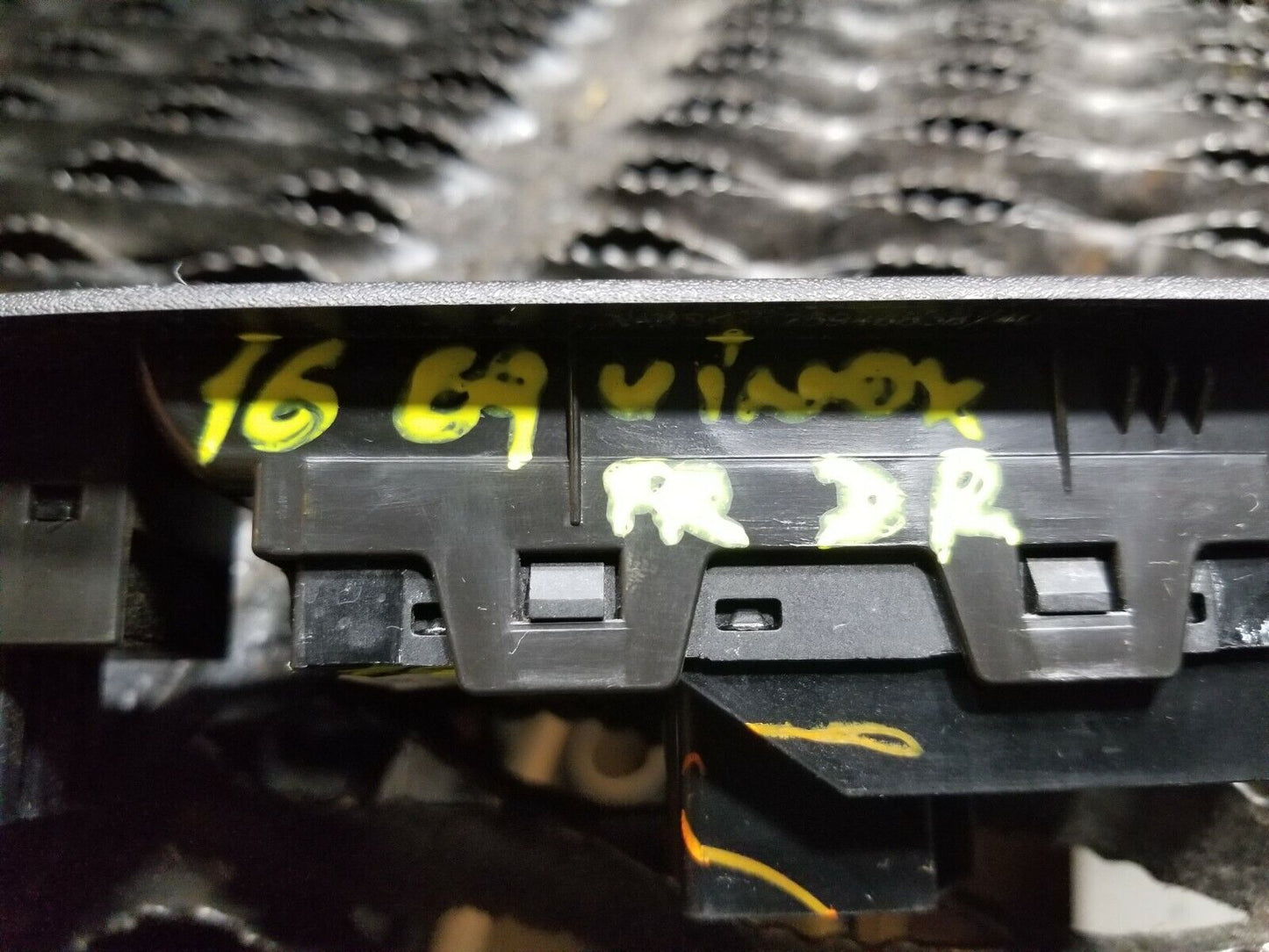 15 16 17 Chevrolet Equinox Front Left Driver Power Window Master Switch OEM 24k