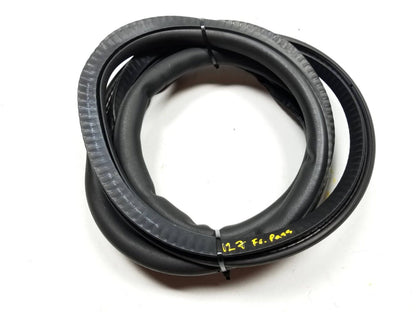 09 10 11 12 BMW 750li Front Right Pass Door Weatherstrip Seal OEM
