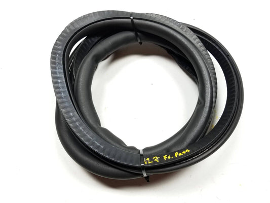 09 10 11 12 BMW 750li Front Right Pass Door Weatherstrip Seal OEM