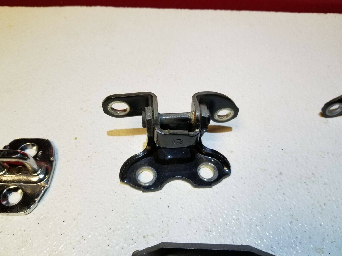 07 08 09 Lexus ES350 Right Passenger Side Door Hinge OEM