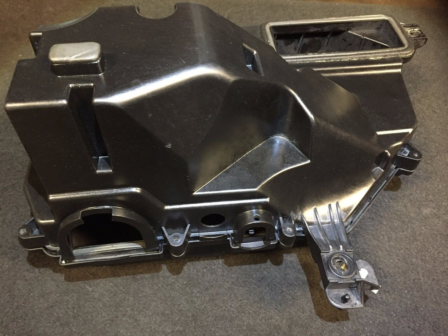 05 06 07 08 Audi A6 C6 3.2 Ecm Electronic Control Module Computer Housing OEM