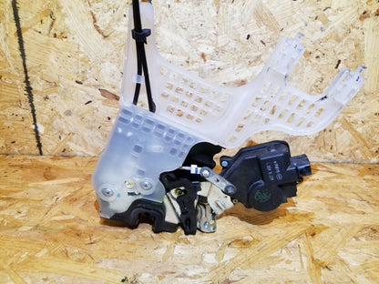 07 08 09 Hyundai Tucson Rear Left Driver Door Lock Latch Actuator OEM 89k