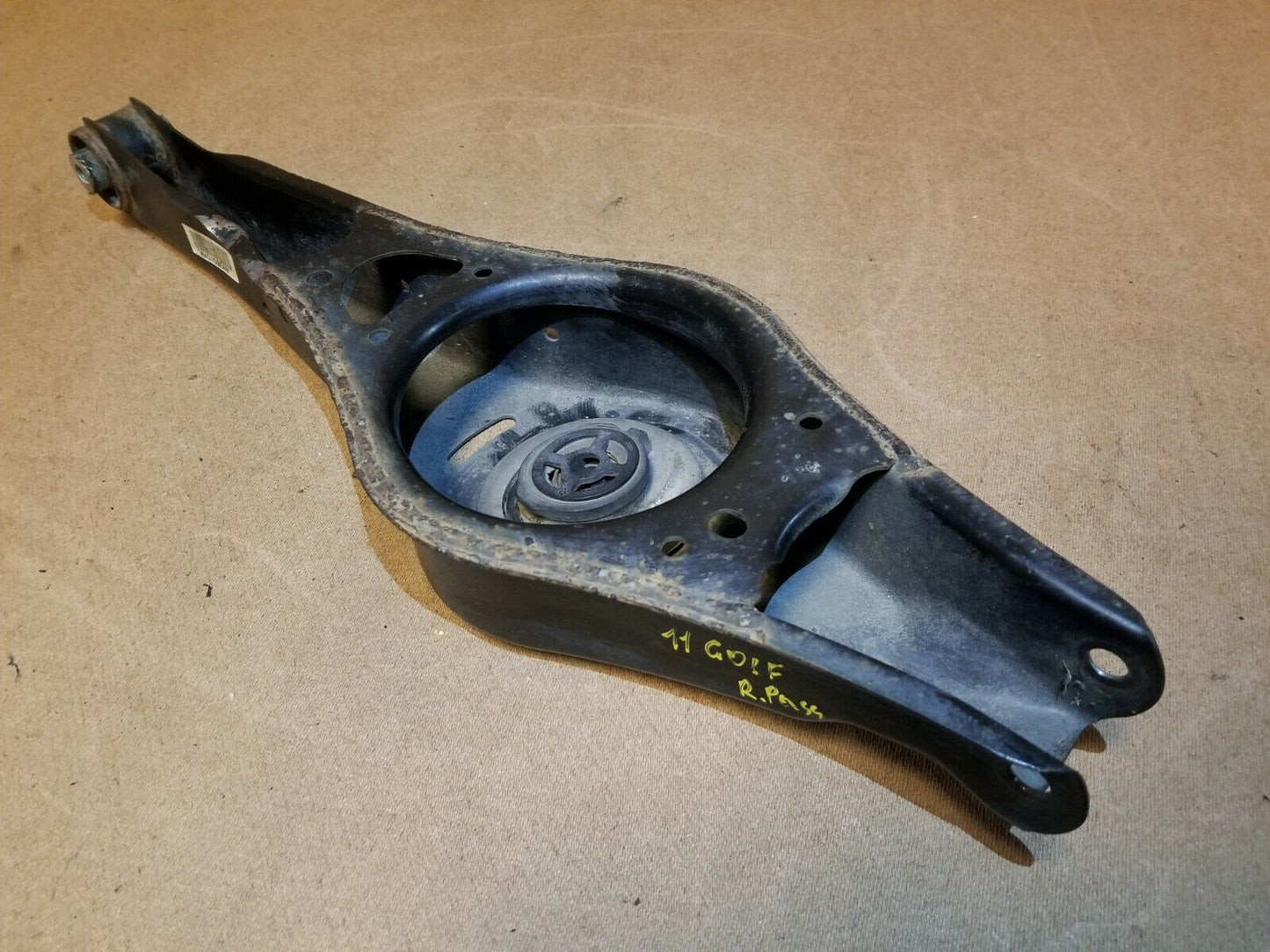 10 11 12 13 VW Golf GTI 2.0l Rear Right Pass Side Lower Control Arm OEM