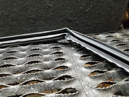 11 12 13 14 15 Chevy Cruze Rear Door Driver Side Glass Weatherstrip Seal OEM