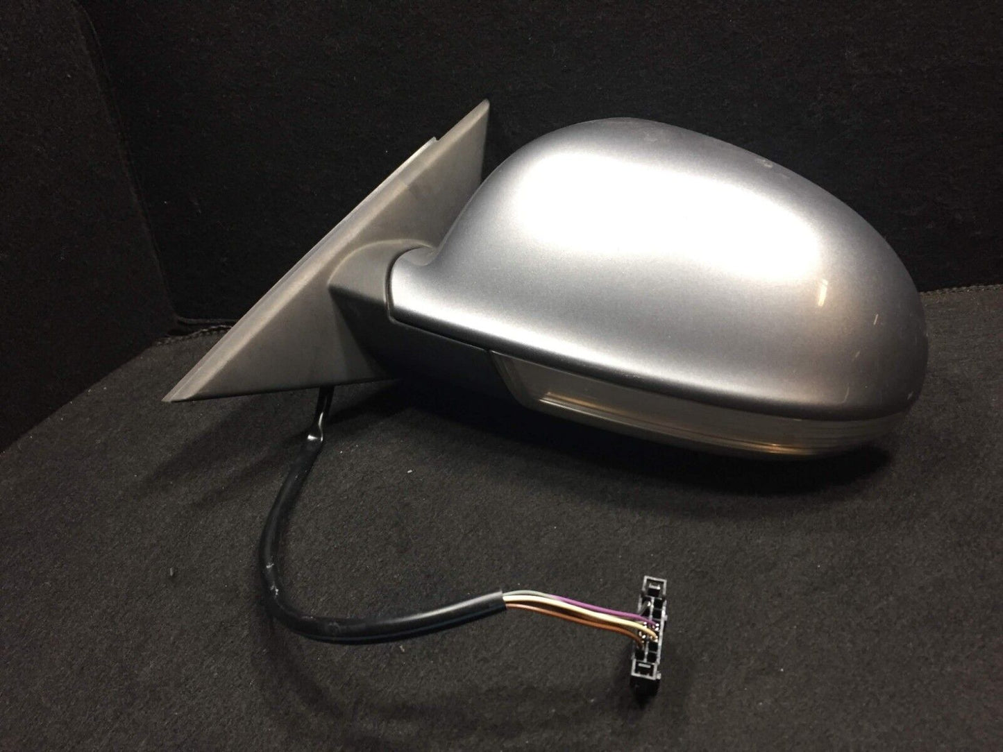 02-05 Volkswagen Passat Left Driver Side Door Mirror W/o Glass OEM D23