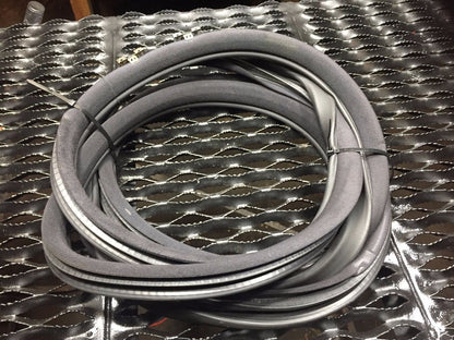 03 04 05 Mercedes W203 Coupe Right Pass Side Door Weatherstrip Seal OEM