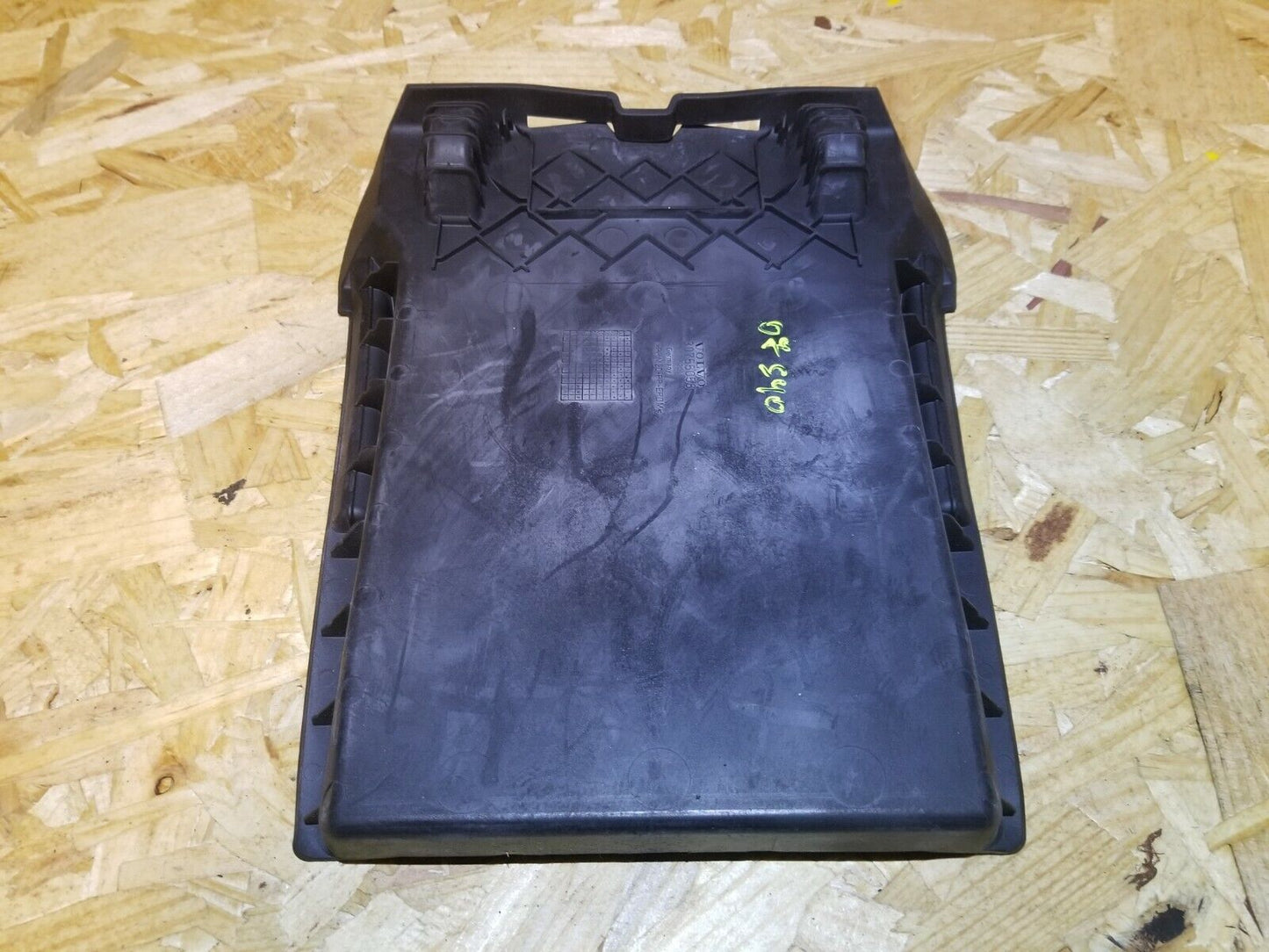 05 06 07 Volvo S40 Glove Box Liner Mat Insert Compartment Tray OEM