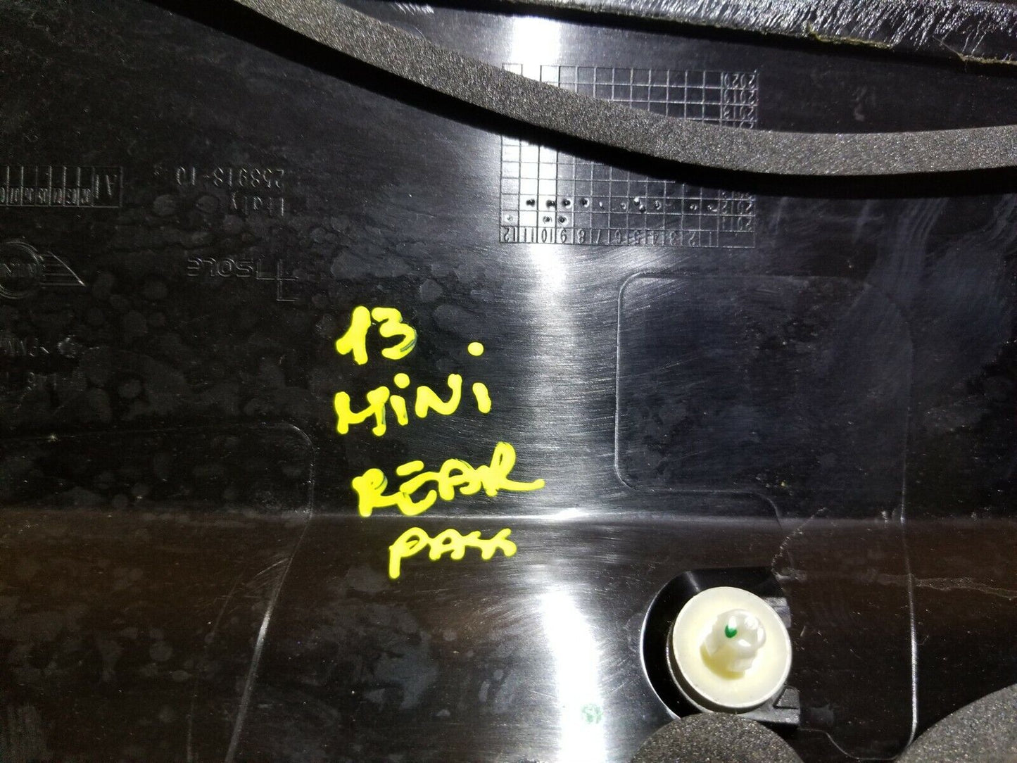 10 11 12 13 Mini Cooper R56 Rear Right Pass Side C-pillar Molding Panel OEM