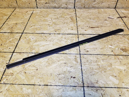 10 11 12 13 Mercedes W212 E350 Rear Left Door Window Weatherstrip Belt Seal OEM