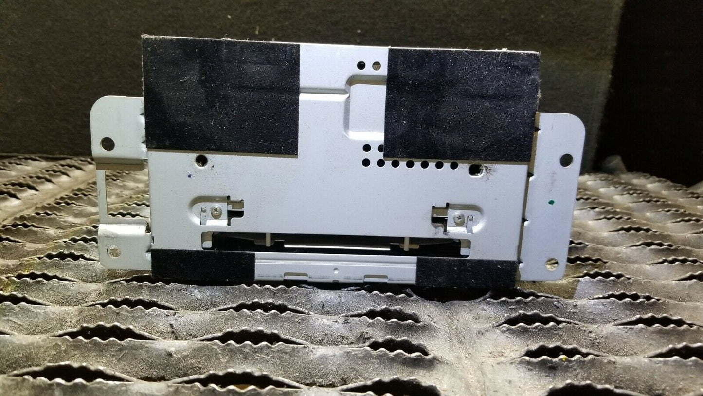 09 10 Ford Focus OEM Cd Player Satellite Radio 9s4t-19c157-ae OEM  63