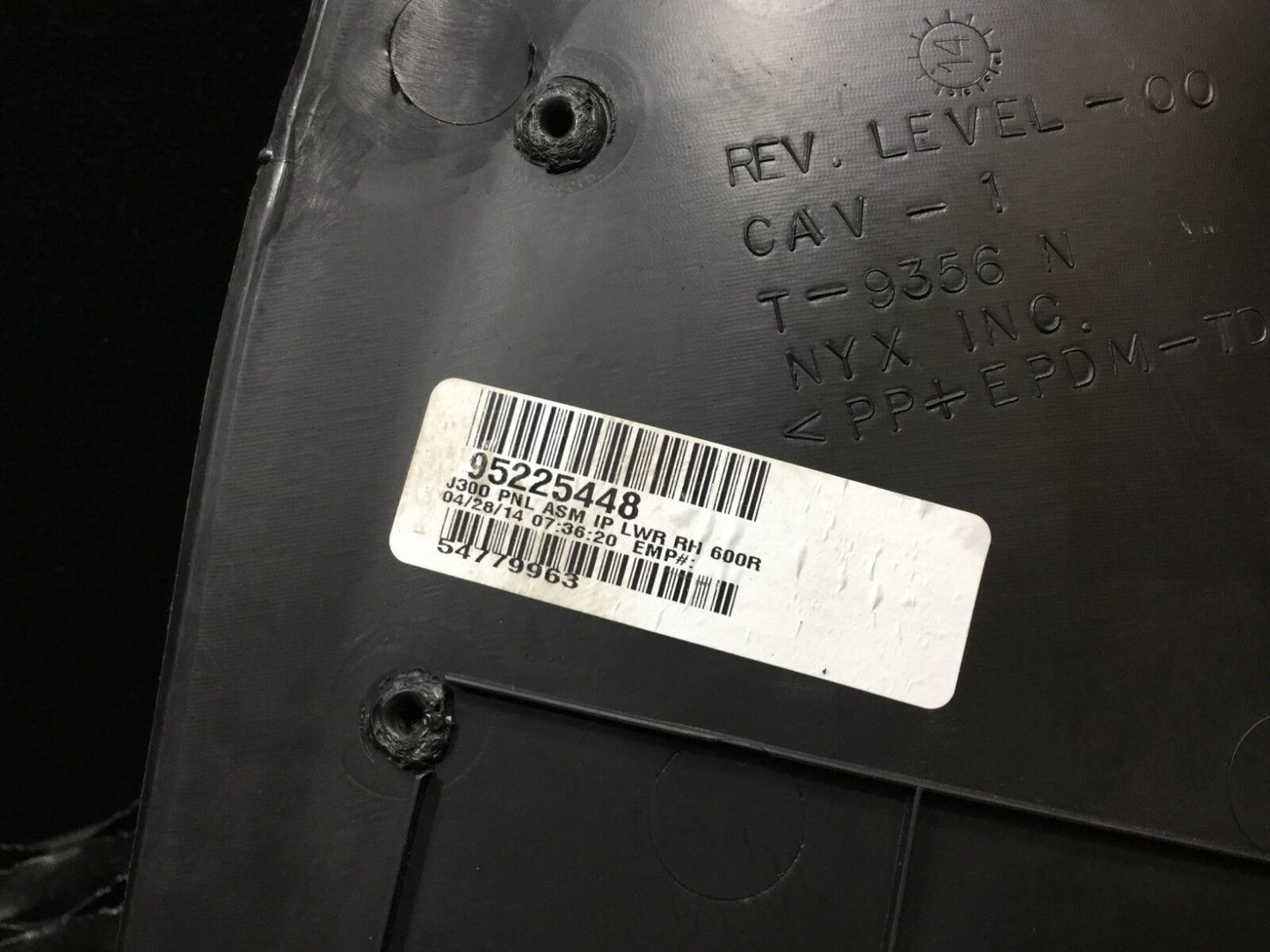 11 12 13 14 15 Chevrolet Chevy Cruze Right Center Console Dash Filler Trim OEM