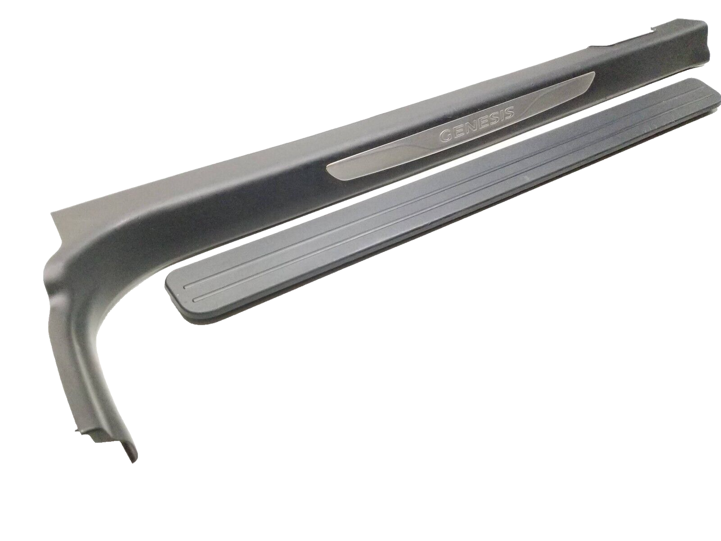 2013 - 2016 Hyundai Genesis Front Door Sill Scuff Plate Trim Driver Left 2pc OEM