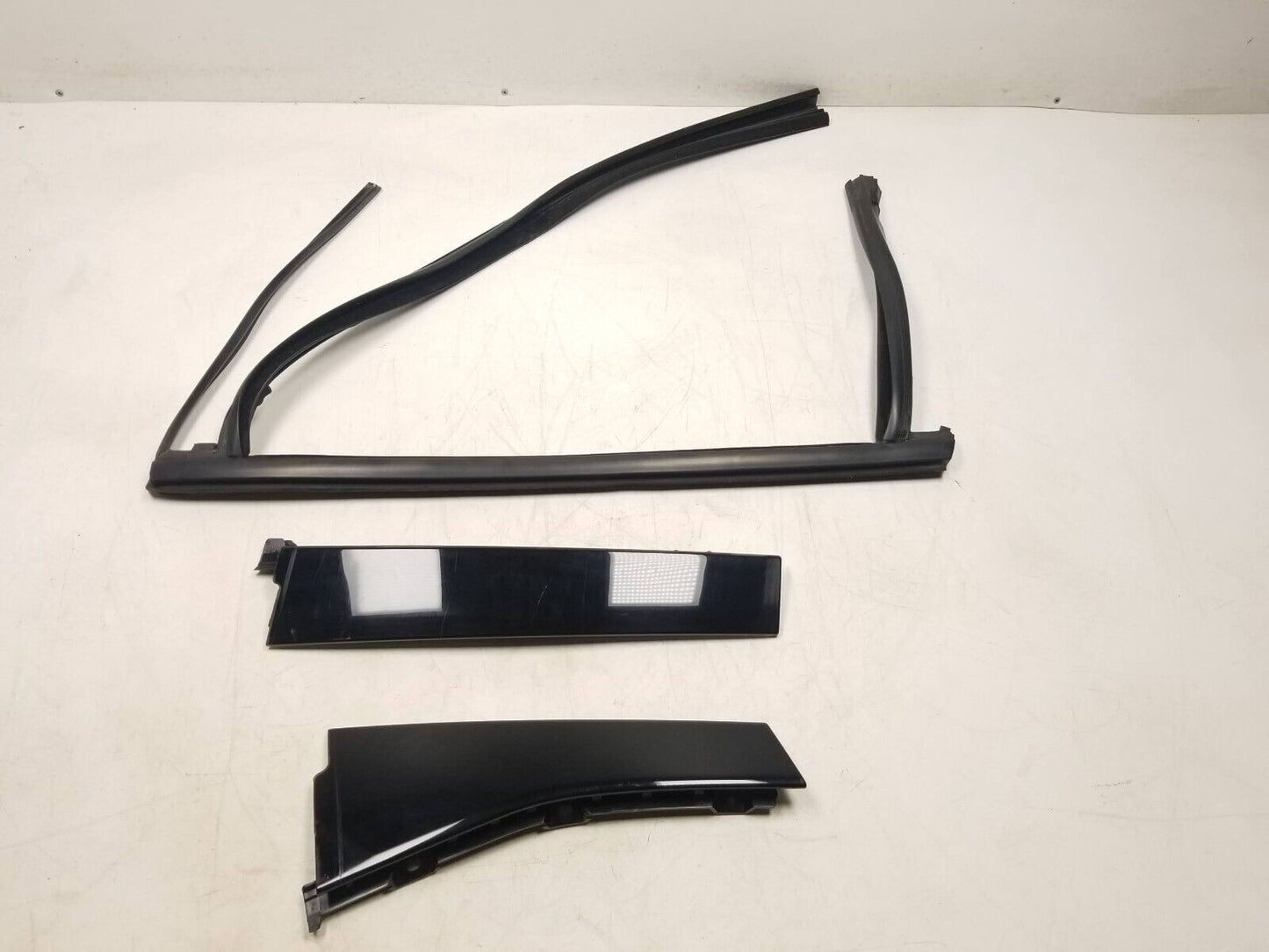 17 18 19 Ford Escape Rear Door B Pillar Molding Trim Right Pass Side OEM