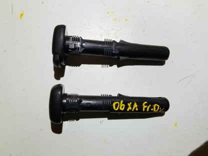 04 05 06 Scion Xa Front Left Driver Seat Headrest Guide Sleeve 2pcs OEM
