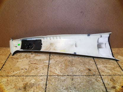 07 08 09 10 Mercedes R350 Left Driver Side B Pillar Upper Trim Cover OEM