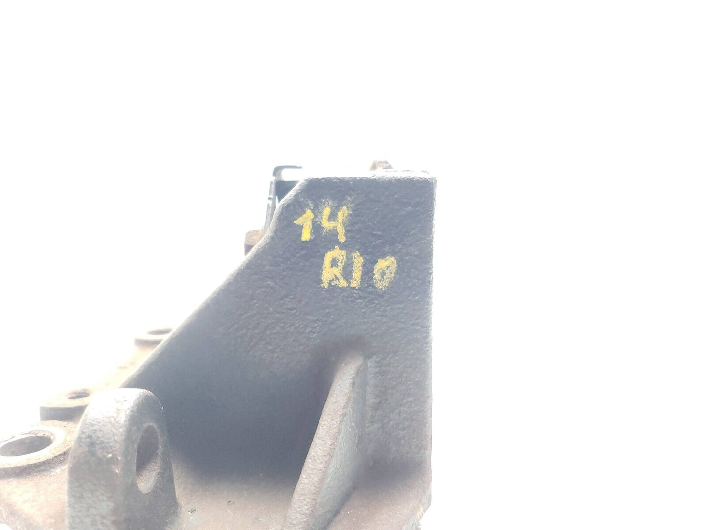 12 13 14 15 Kia Rio 1.6l Engine Mount Bracket OEM