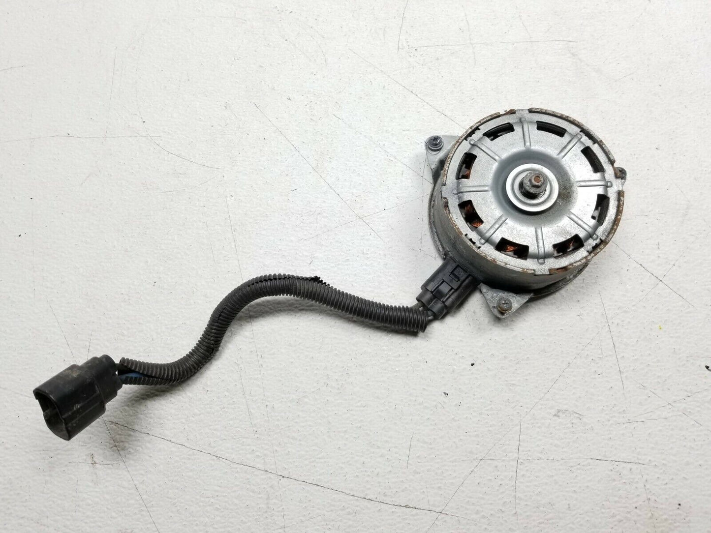 15 16 17 Hyundai Sonata 2.4l Radiator Cooling Fan Motor OEM