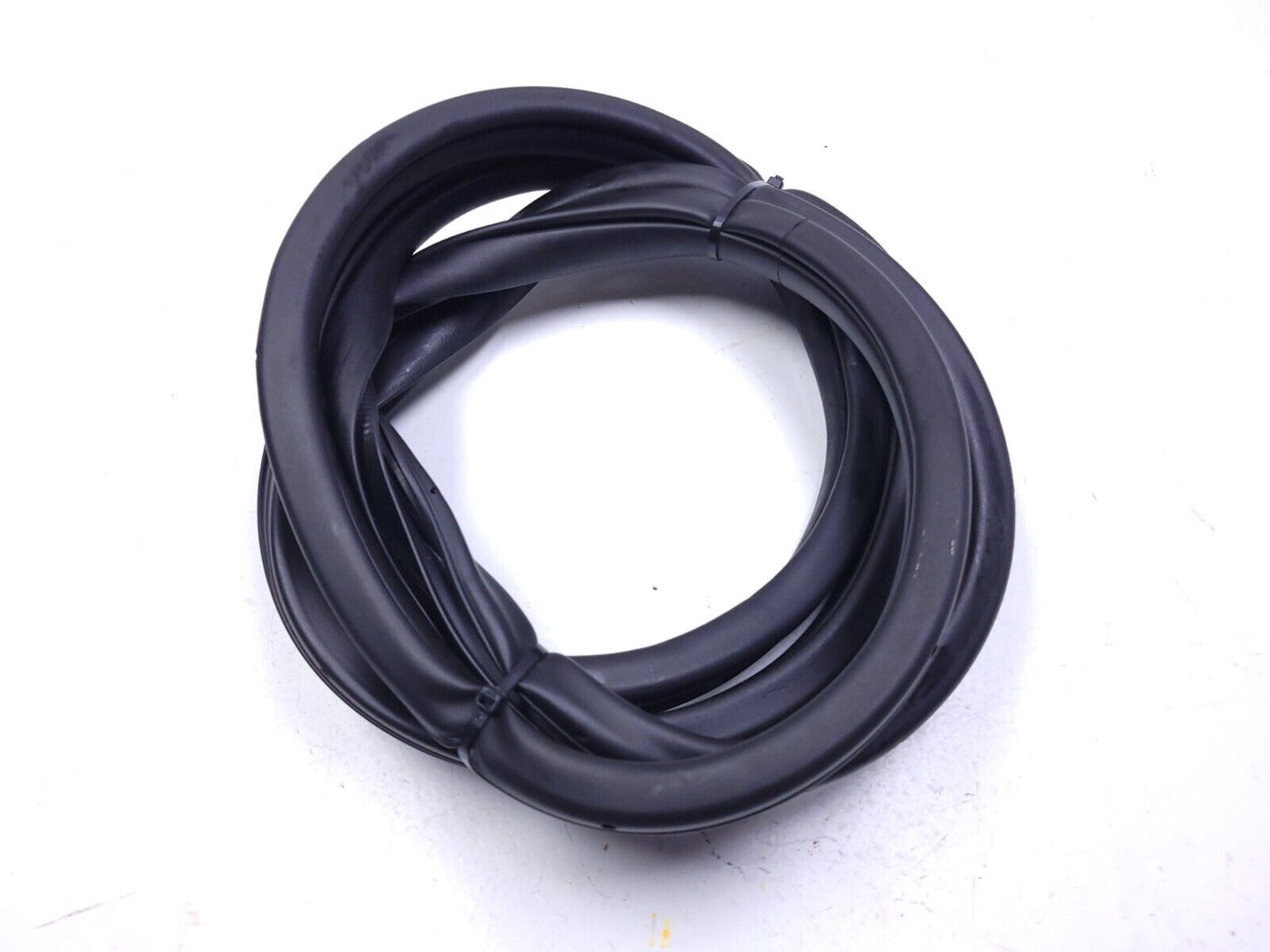 20 21 22 Hyundai Venue Door Weatherstrip Seal Rear Right Passenger Side OEM