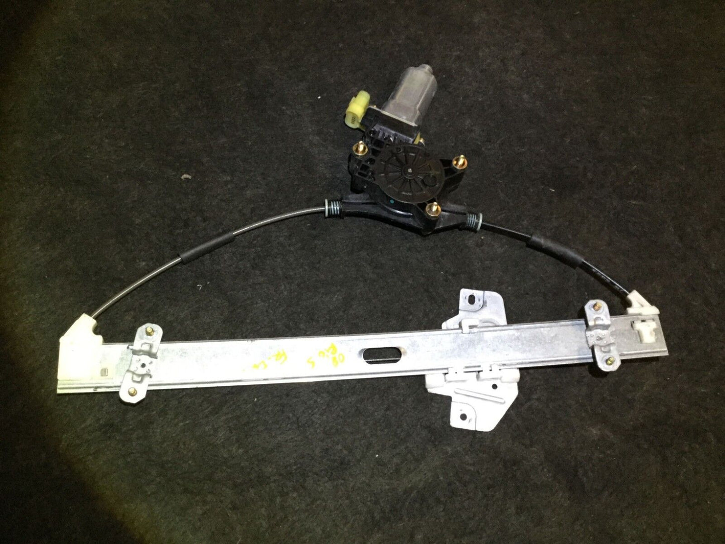 06 07 08 09 10 11 Kia Rio Front Left Driver Door Window Regulator W/ Motor OEM