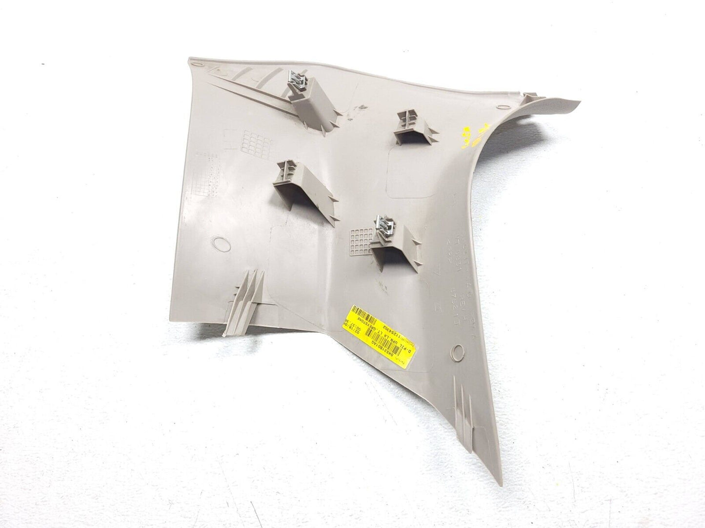 2006 - 2010 Jeep Grand Cherokee Rear Upper D Pillar Trim Panel Left Driver OEM