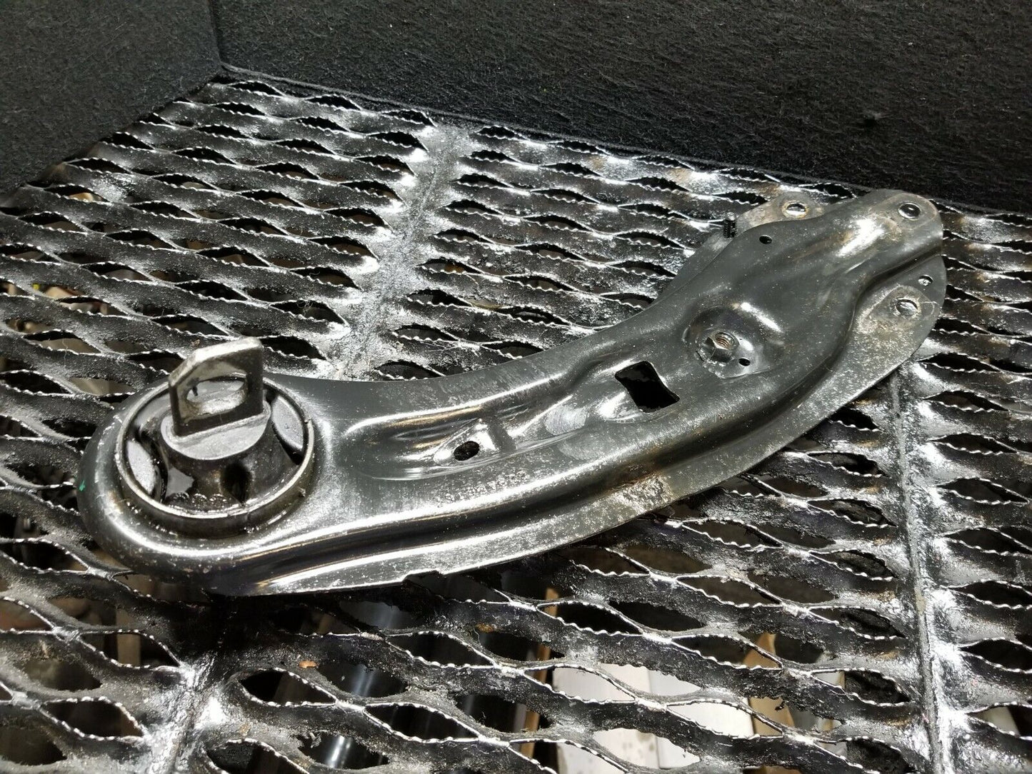 12 13 14 15 16 Dodge Journey Rear Left Driver Side Trailing Control Arm OEM 54k