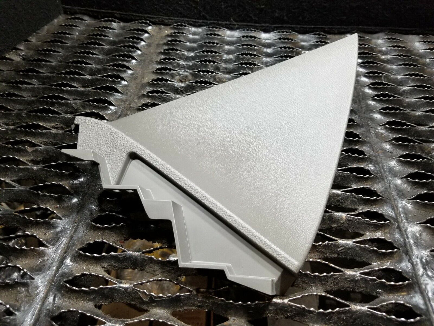 10 11 12 13 Infiniti G37 Coupe Front Left Driver Side Kick Panel Trim OEM 99k