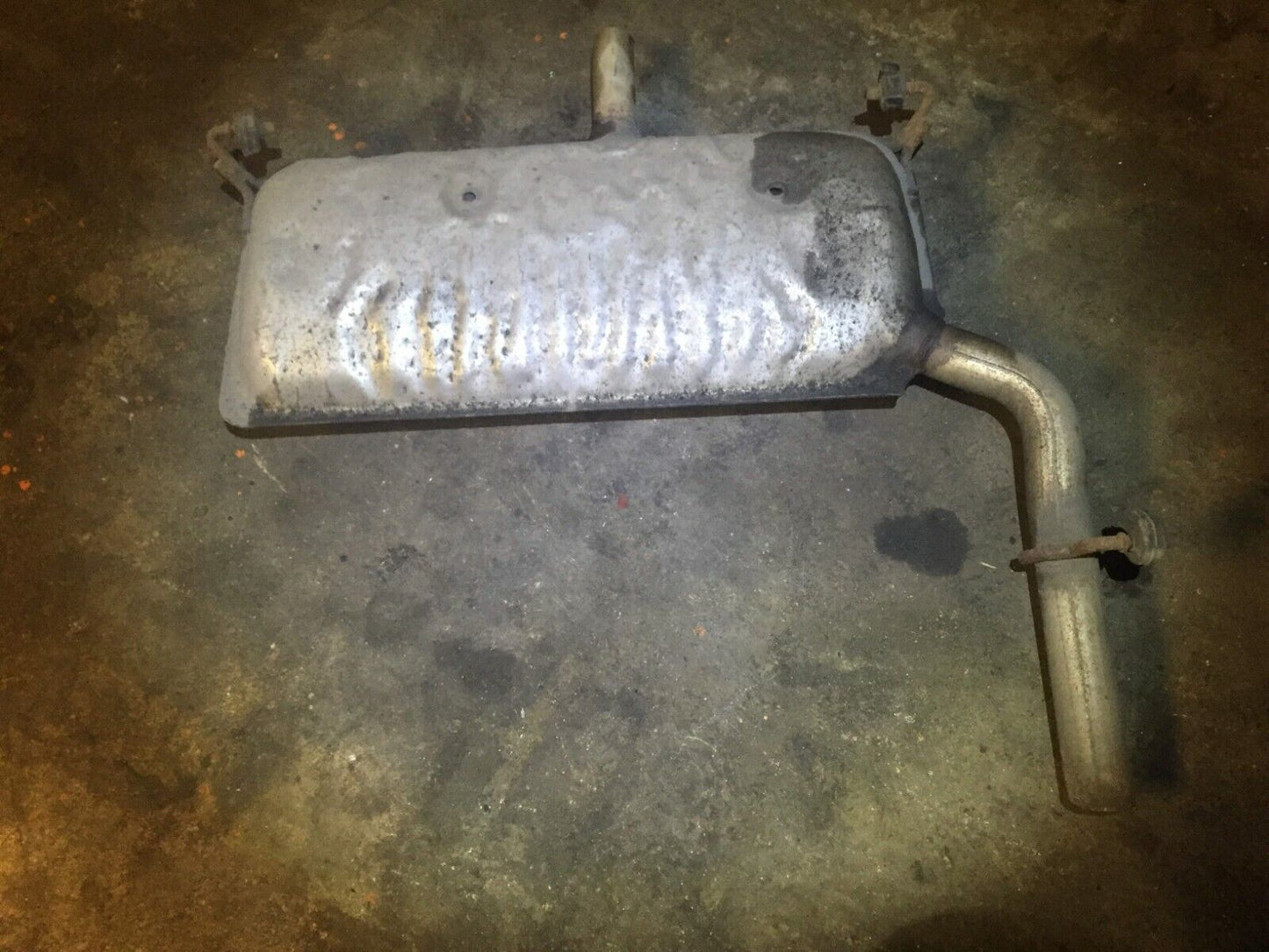 11 12 13 14 Dodge Avenger 2.4l Rear Exhaust Muffler OEM D37