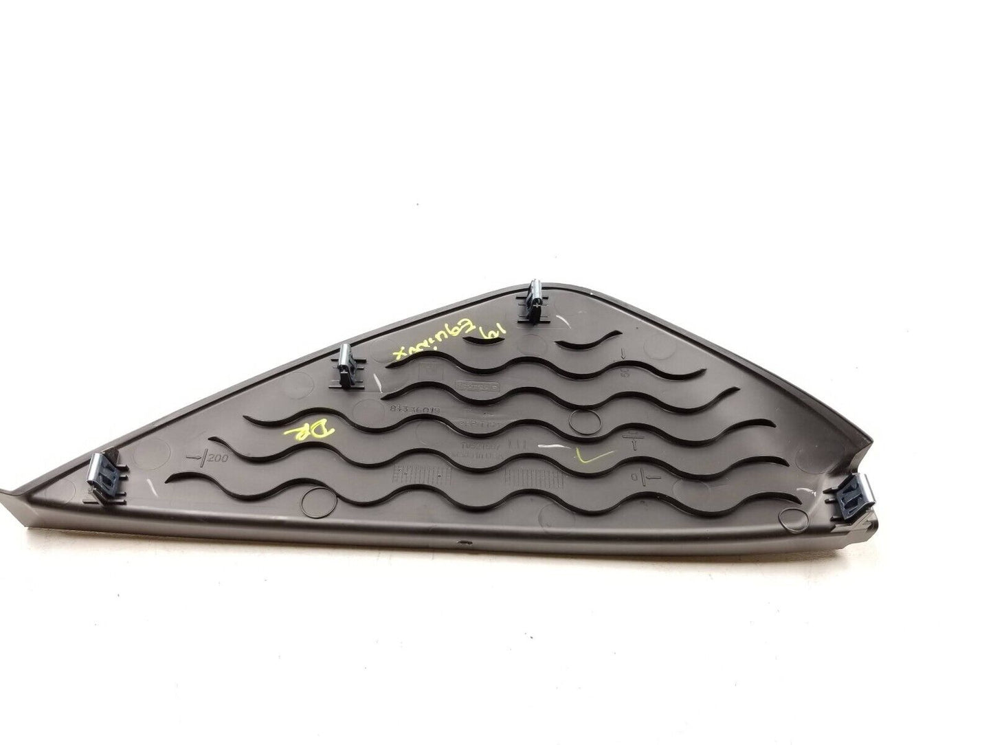 18 19 20 21 Chevrolet Equinox Dash End Cap Cover Left Driver Side OEM