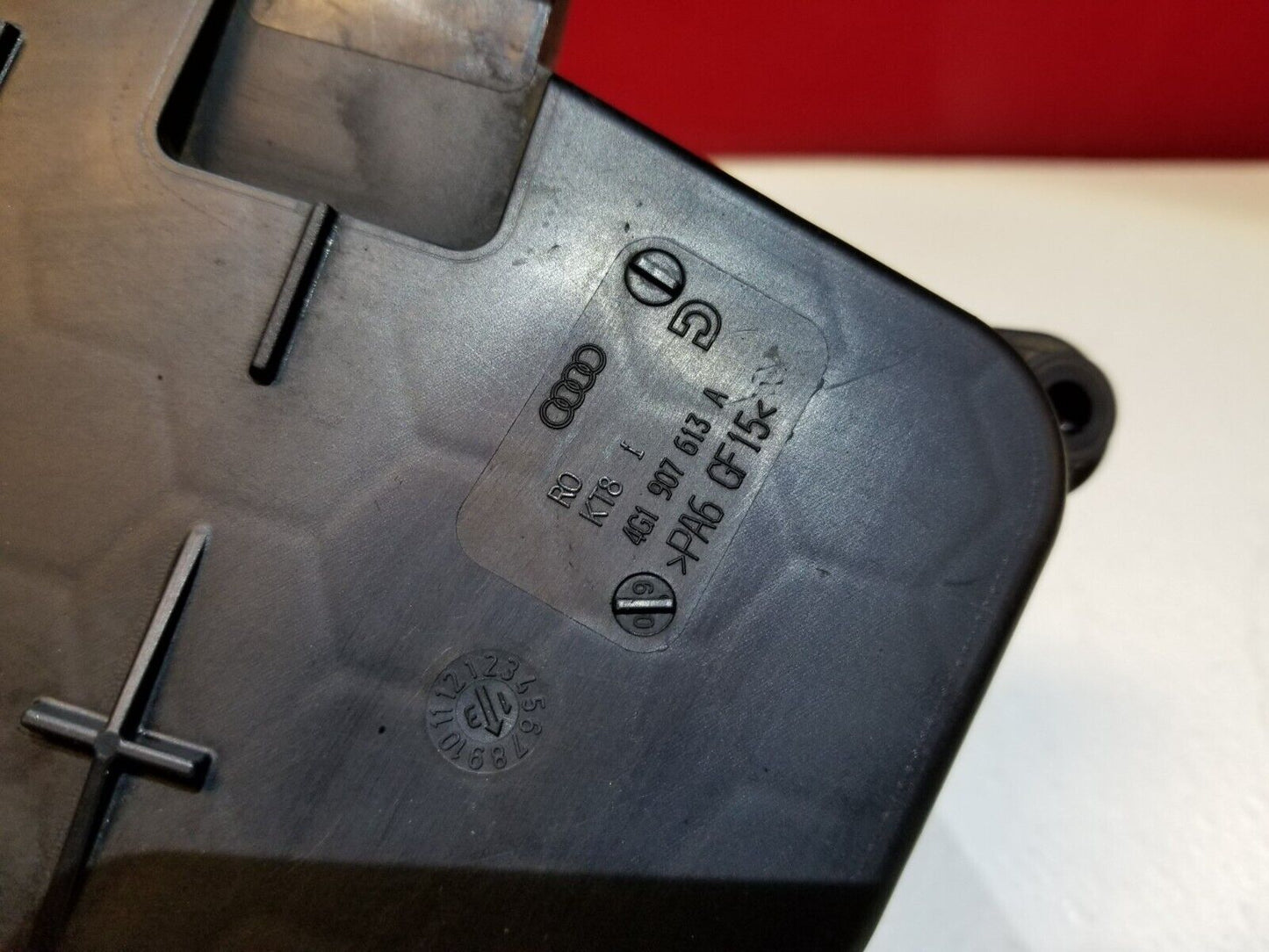 12 13 14 15 Audi A6 3.0t Engine Computer Control Module Ecm Housing Cover  OEM