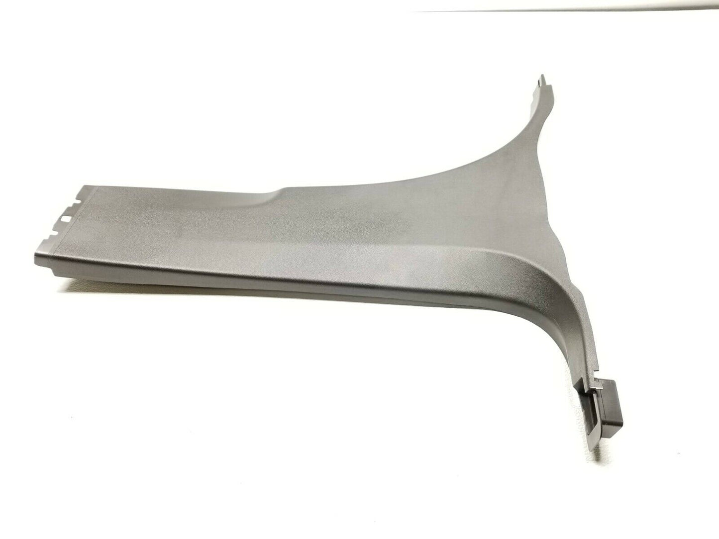 19 20 Chevrolet Blazer Left Driver Side Lower B Pillar Trim Panel OEM 11k Miles