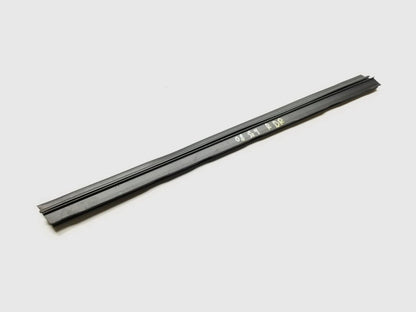07 - 13 Suzuki Sx4 Hatchback Rear Door Lower Weatherstrip Seal Pass Right OEM