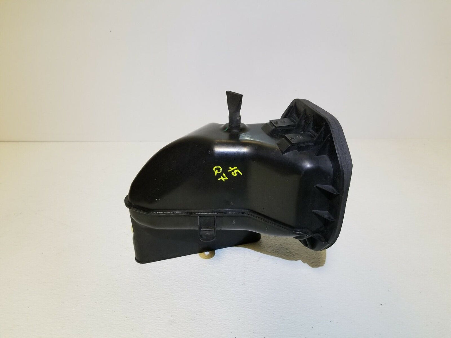 13 14 15  Audi Q7 3.0t  Air Intake Duct 7l0819049 OEM 87k Miles