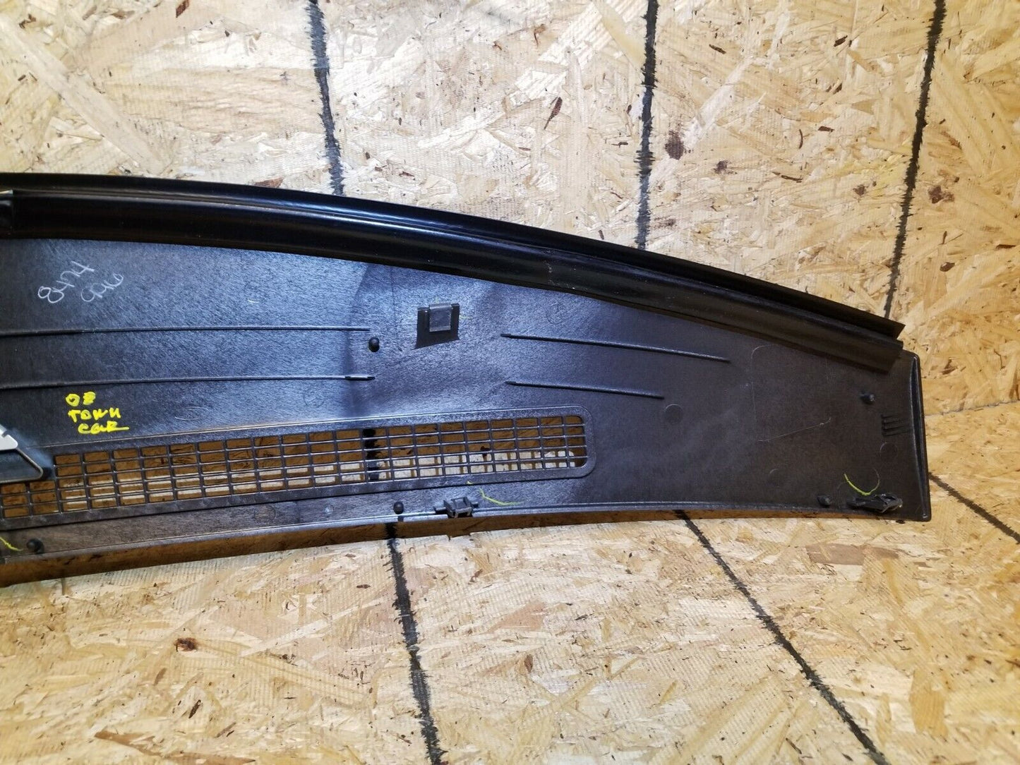 03 04 05 06 07 08 09 10 11 Lincoln Town Car Dashboard Dash Pad Upper  OEM 65k