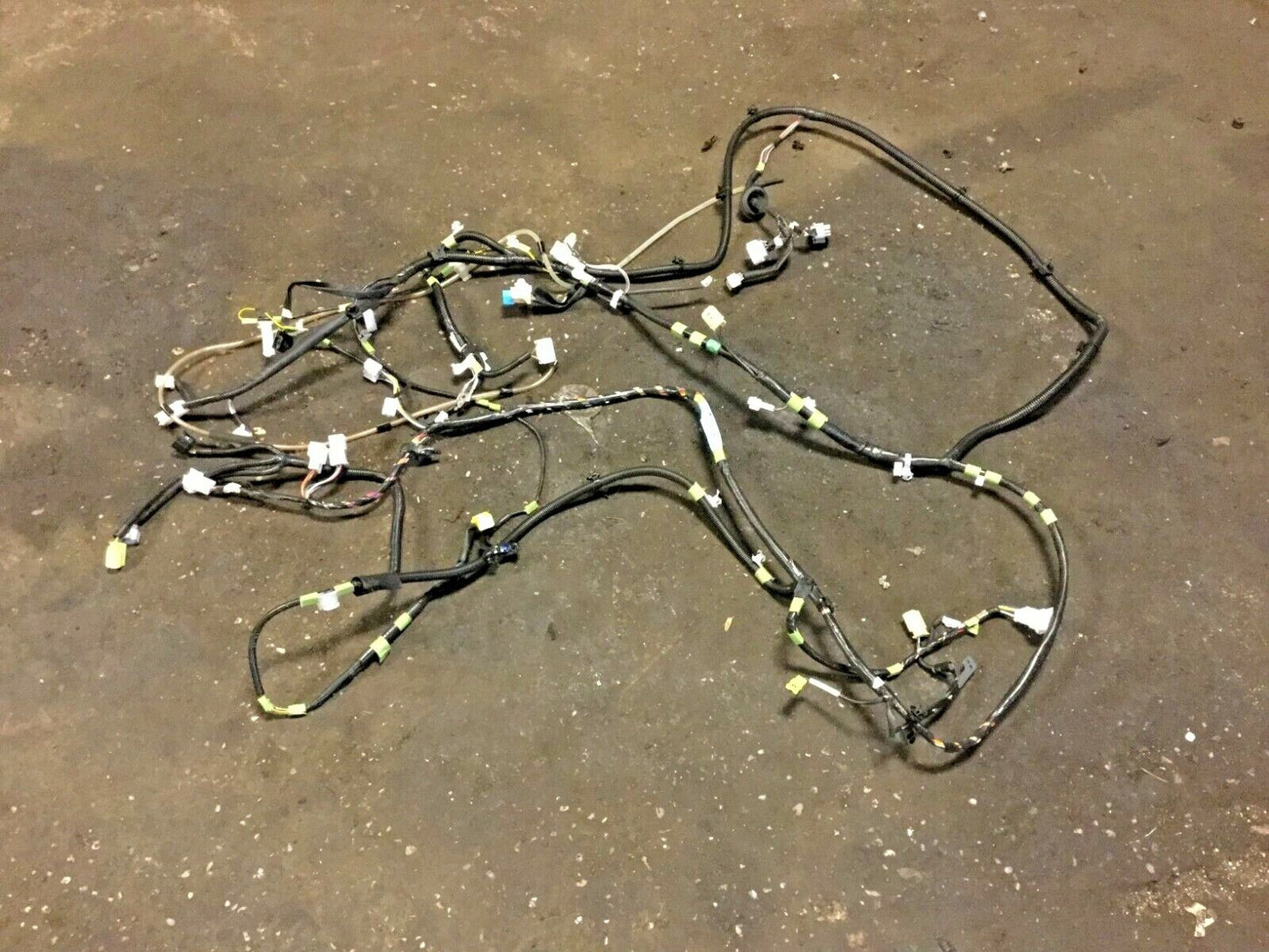 04 05 06 07 08 09 Toyota Prius Interior Floor Wire Harness 82162-47270 Oem.