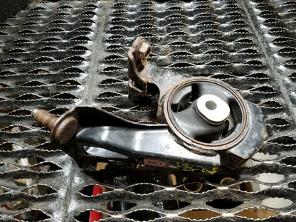 11 12 13 14 15 Lexus CT200h Rear Engine Motor Mount OEM