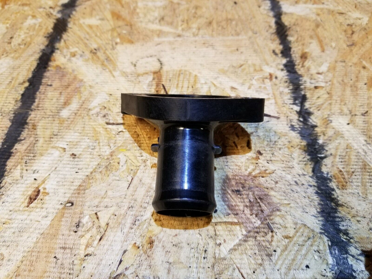 04 05 06 Scion Xa Coolant Water Outlet OEM
