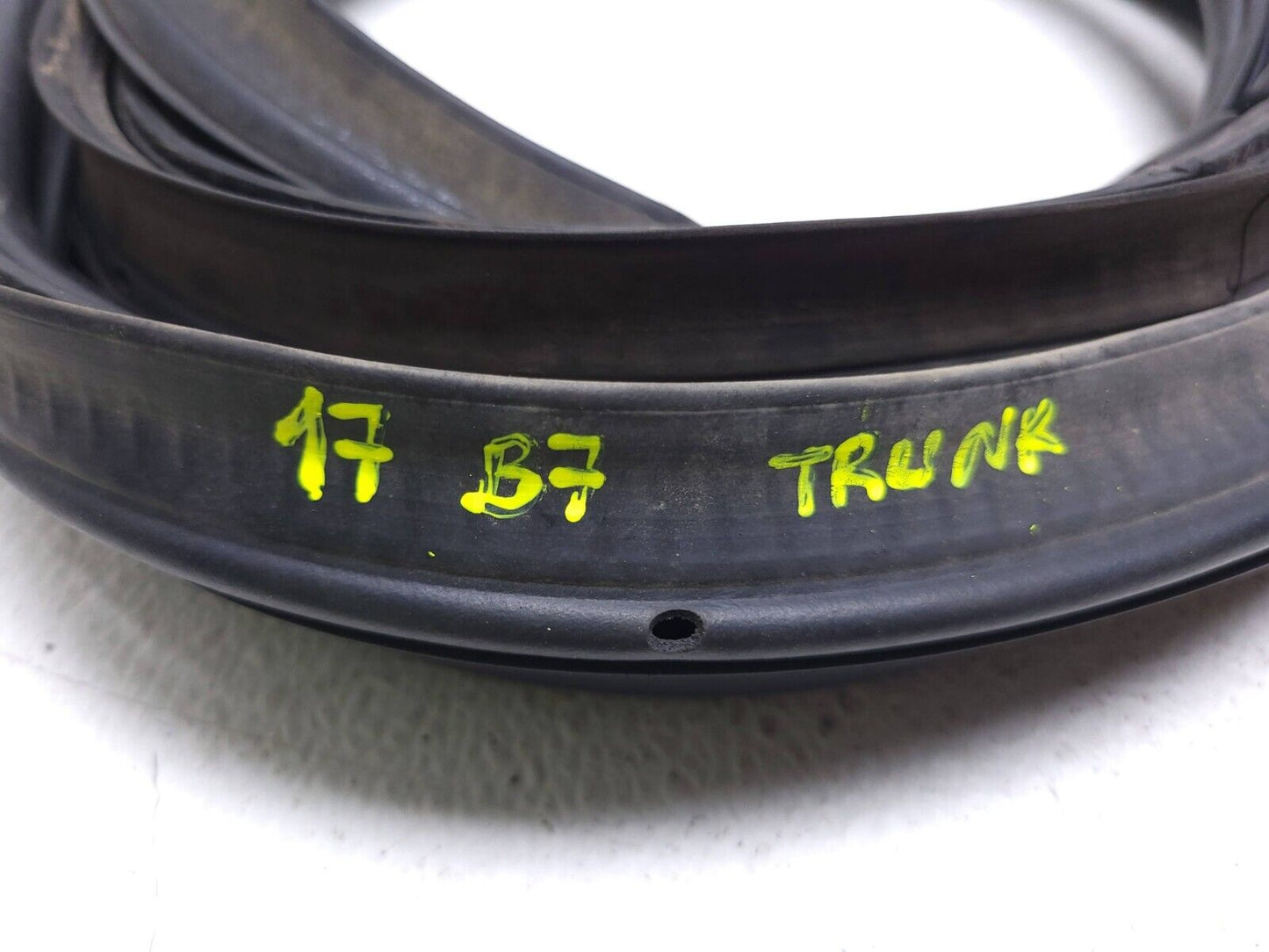 12-19 Volkswagen Passat B7 Sedan Trunk Lid Weatherstrip Seal OEM