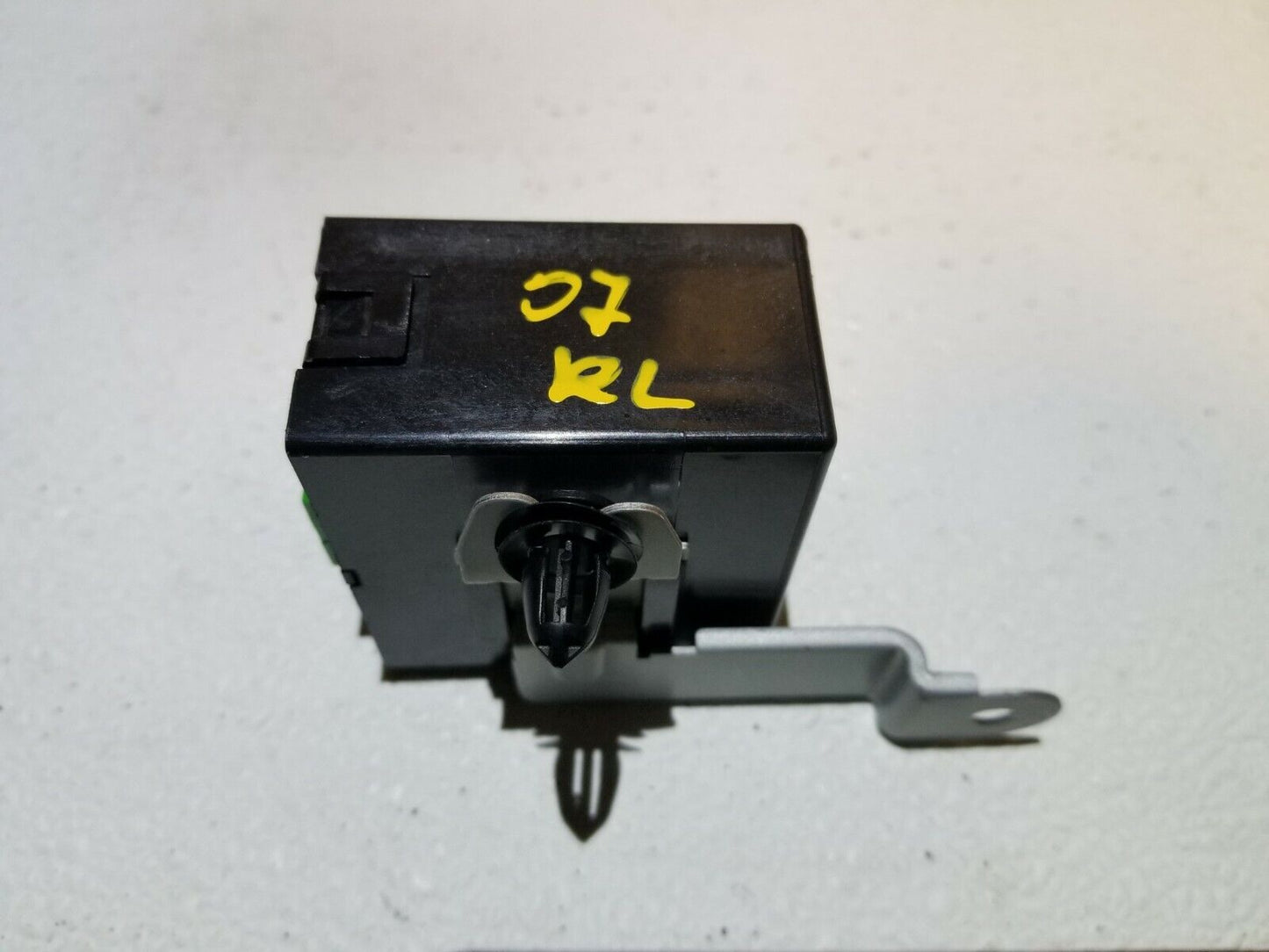 06 07 08 Acura Rl Rear Trunk Secondary Smart Control Module 38365-sja OEM