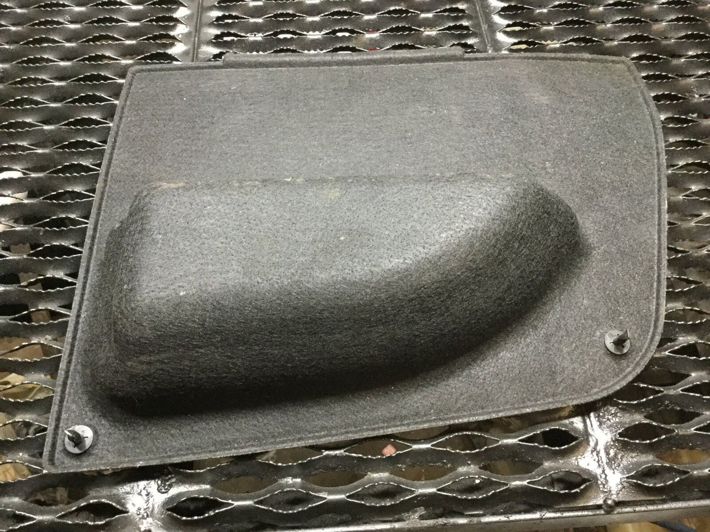 04 05 06 07 08 09 Audi A8 Rear Trunk Cargo Storage Tray Cover Right Pass OEM