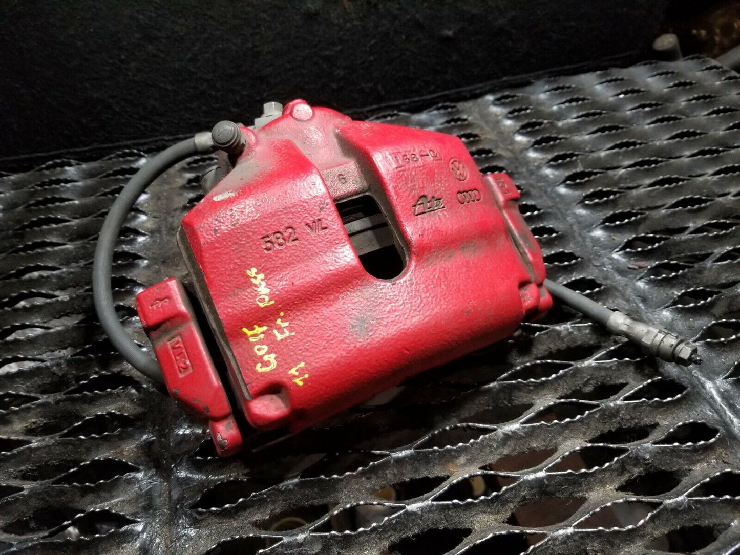 10 11 12 13 VW Golf GTI 2.0l Front Right Pass Brake Caliper OEM